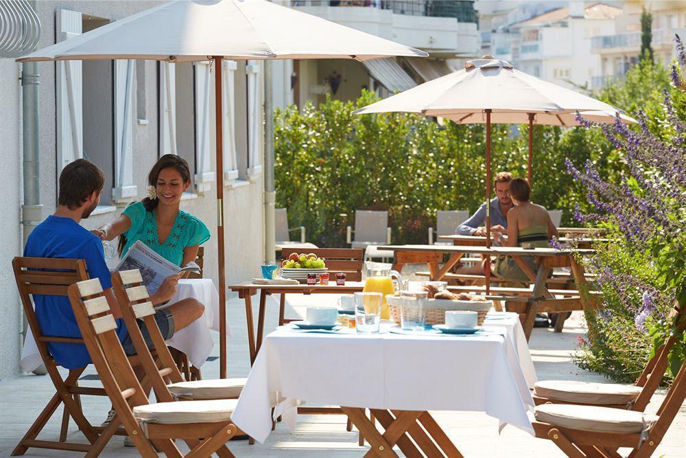 Residence Aragon Juan-les-Pins Buitenkant foto